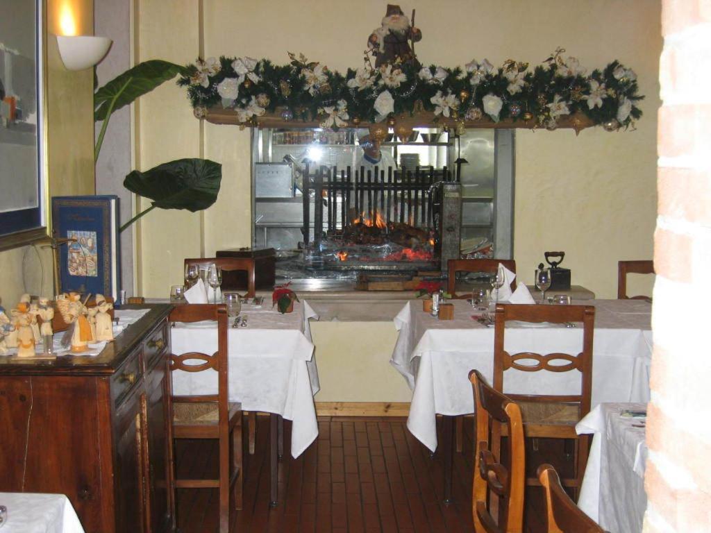 Hotel Del Parco Ristorante Loris Пьеве-ди-Солиго Экстерьер фото